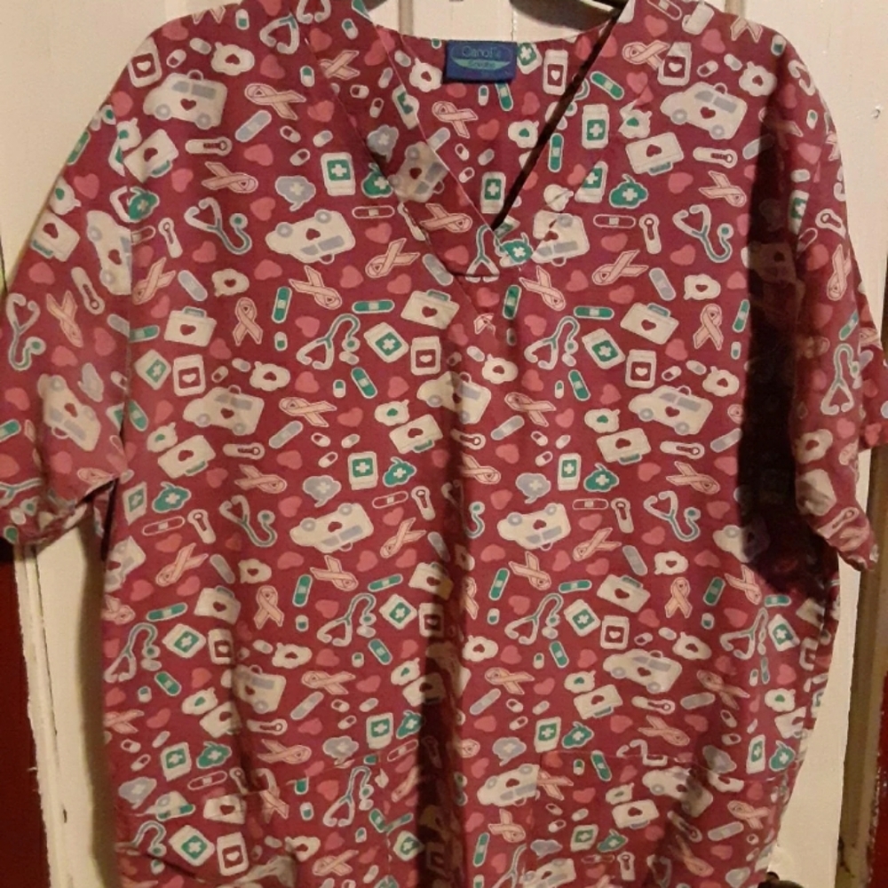 Scrub Top - Picture 2 of 9